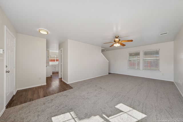 9739 Crescent Moon, San Antonio, TX 78245