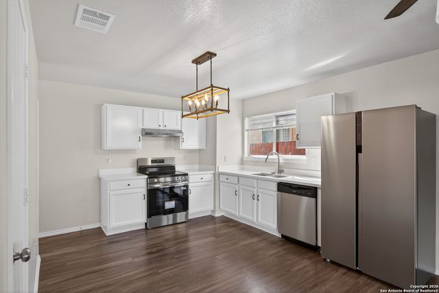 9739 Crescent Moon, San Antonio, TX 78245