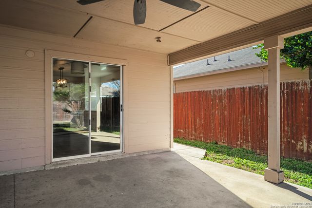 9739 Crescent Moon, San Antonio, TX 78245