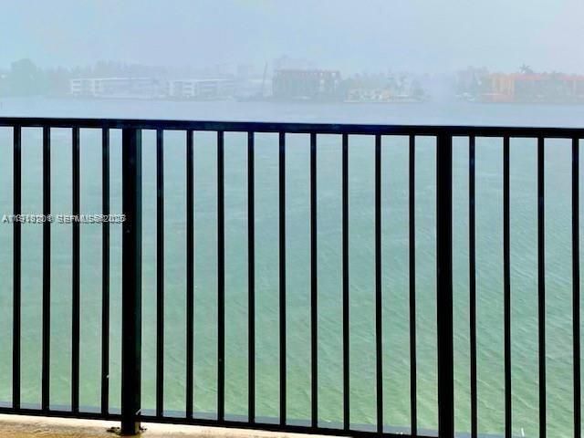 17100 N Bay Rd 1604, Sunny Isles Beach, FL 33160