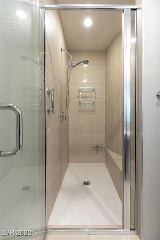 9985 Regency Canyon Way, Las Vegas, NV 89148