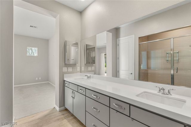 9985 Regency Canyon Way, Las Vegas, NV 89148