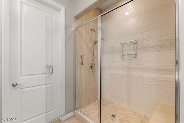 9985 Regency Canyon Way, Las Vegas, NV 89148