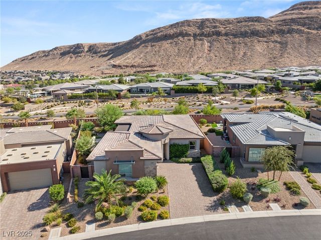 9985 Regency Canyon Way, Las Vegas, NV 89148