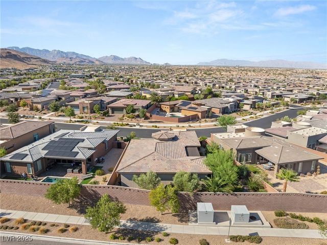 9985 Regency Canyon Way, Las Vegas, NV 89148