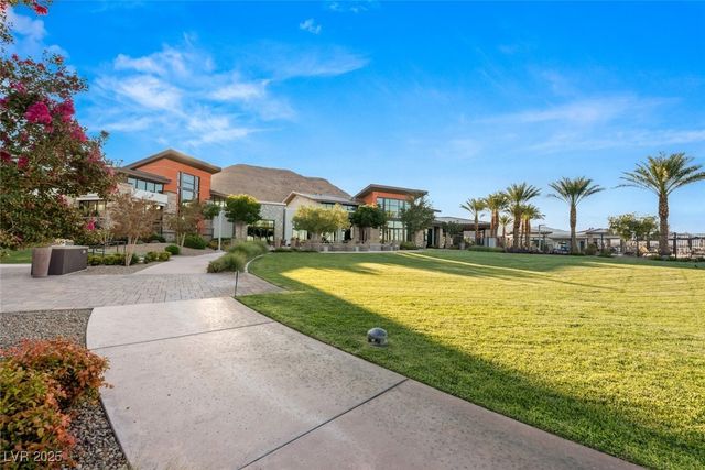 9985 Regency Canyon Way, Las Vegas, NV 89148