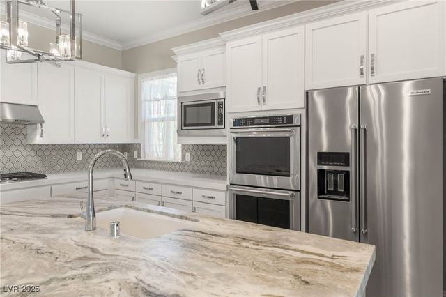 9985 Regency Canyon Way, Las Vegas, NV 89148