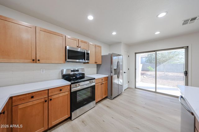 25861 W LYNNE Lane, Buckeye, AZ 85326