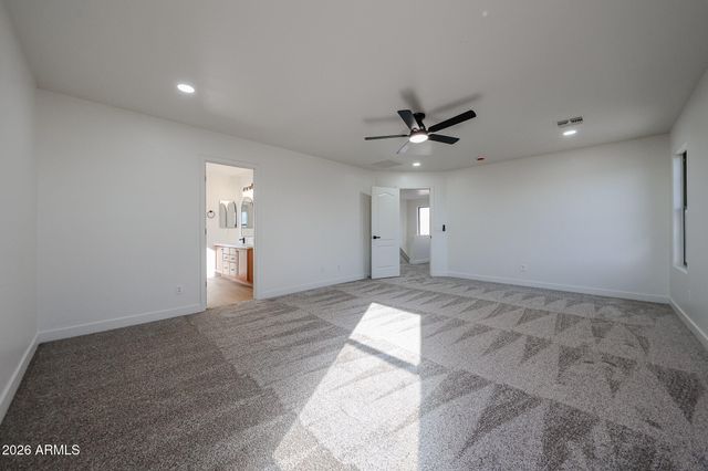 25861 W LYNNE Lane, Buckeye, AZ 85326