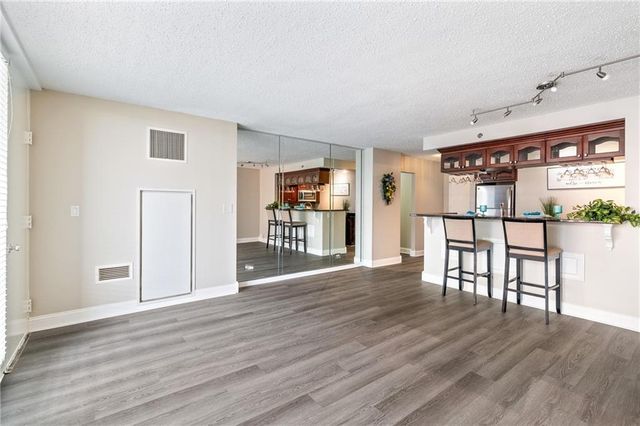 620 Peachtree NE Street 911, Atlanta, GA 30308