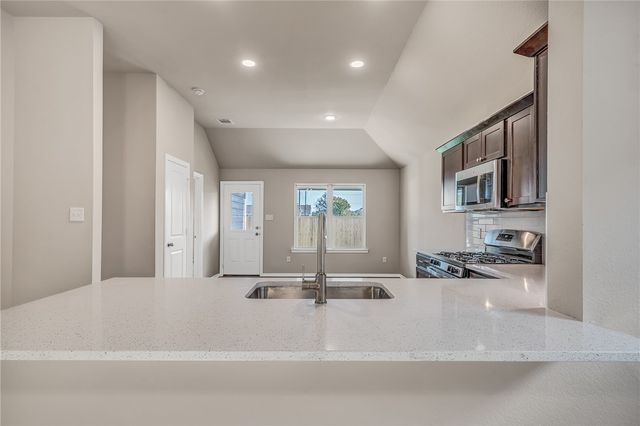 2785 Buccaneer Trail, Bryan, TX 77803