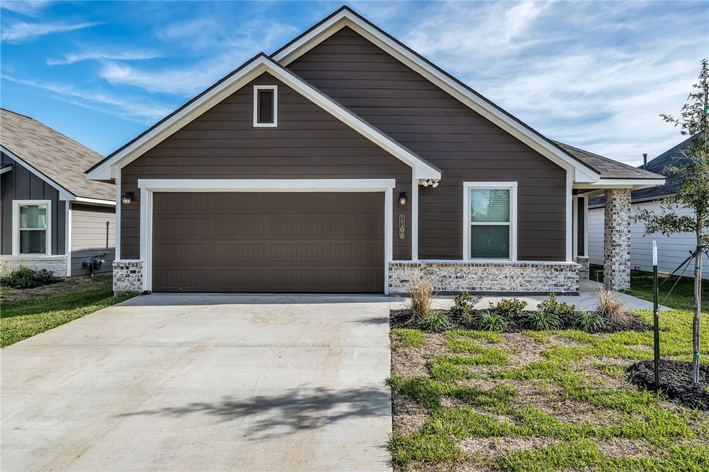 2785 Buccaneer Trail, Bryan, TX 77803