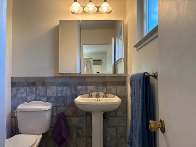 8914 Aksarben Dr, Orangevale, CA 95662