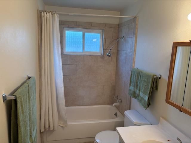 8914 Aksarben Dr, Orangevale, CA 95662