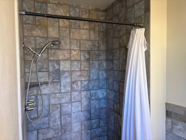 8914 Aksarben Dr, Orangevale, CA 95662