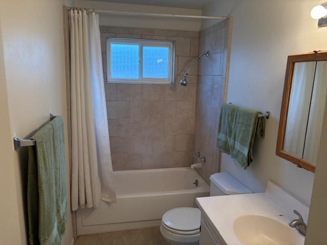 8914 Aksarben Dr, Orangevale, CA 95662