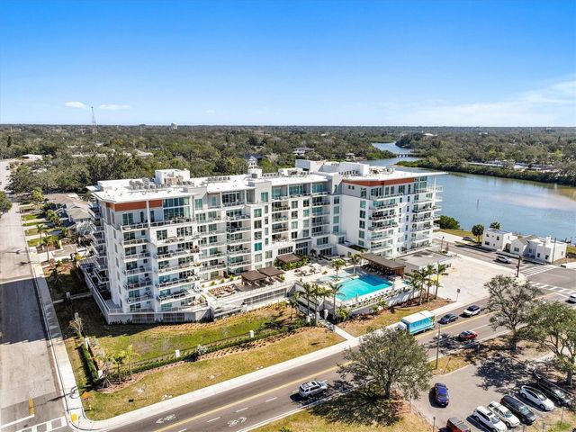 1028 SUNSET POINT ROAD R9, Clearwater, FL 33755
