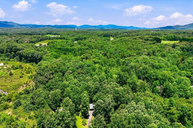 188 Seaborn Drive, Cleveland, GA 30528