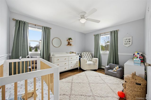 644 N Clinton Avenue, Lindenhurst, NY 11757