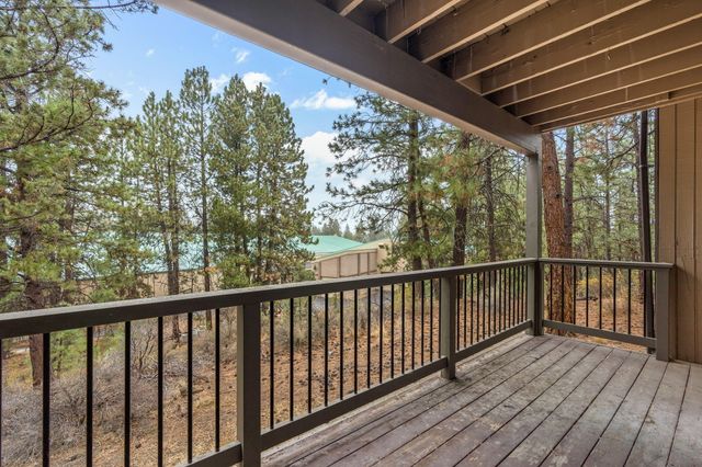19717 SW Mount Bachelor Drive UNIT 128, Bend, OR 97702