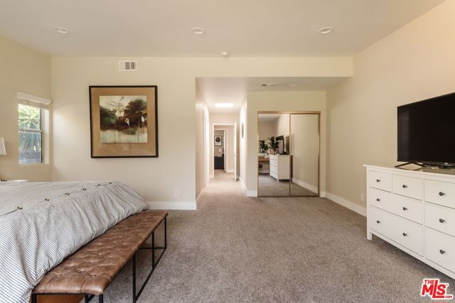 17623 Bromley Street, Los Angeles, CA 91316