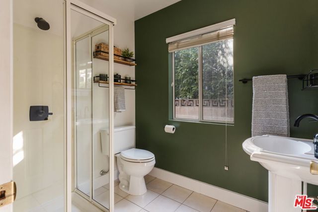 17623 Bromley Street, Los Angeles, CA 91316