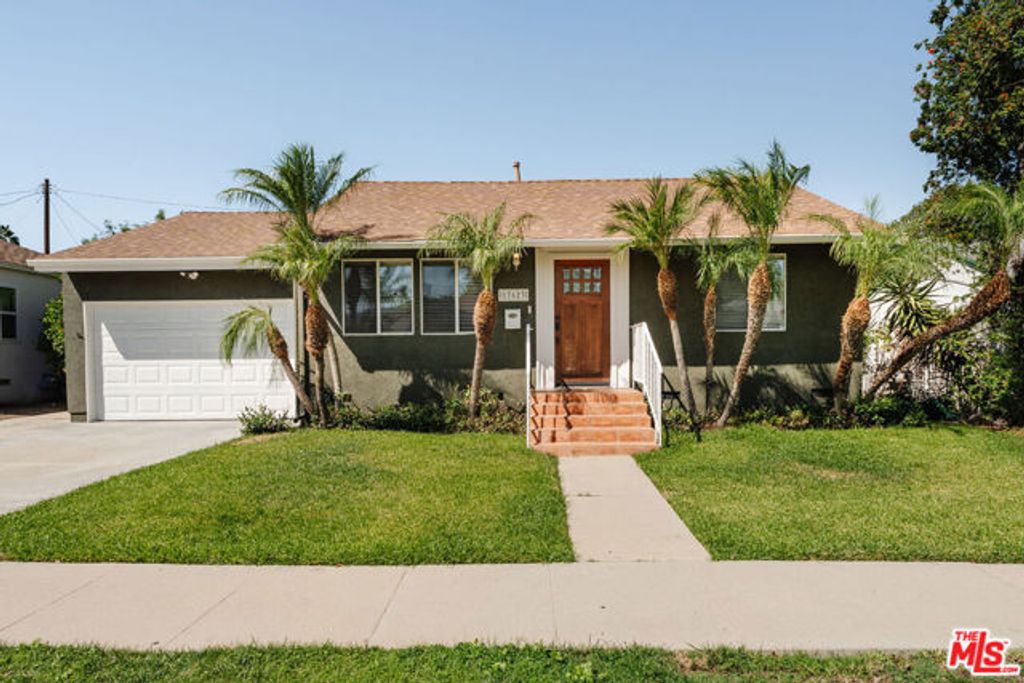 17623 Bromley Street, Los Angeles, CA 91316