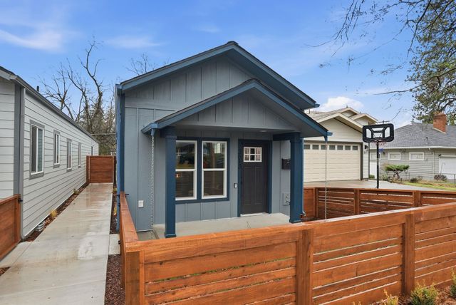 3613 E 8th Ave, Spokane, WA 99202