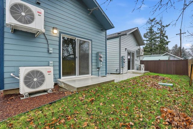 3613 E 8th Ave, Spokane, WA 99202