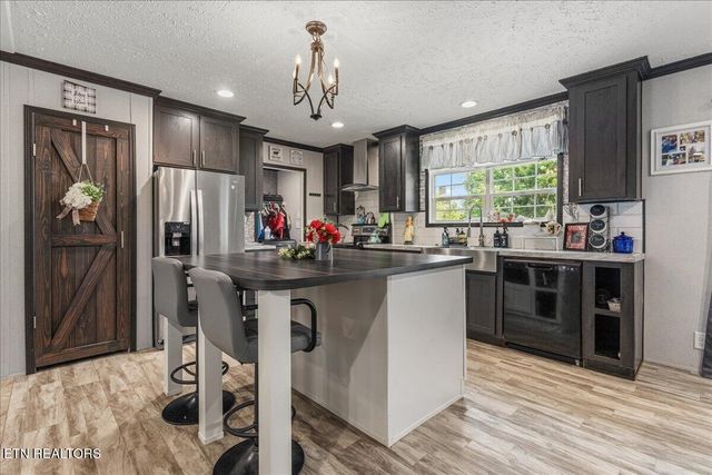 107 Alabama Ave, Etowah, TN 37331
