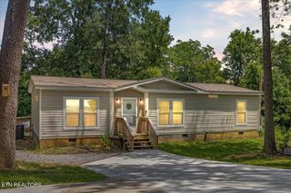 107 Alabama Ave, Etowah, TN 37331