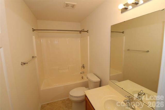 4022 Linsbury Court, Charlotte, NC 28213