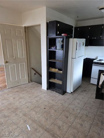 1391 Alphada Avenue, Akron, OH 44310