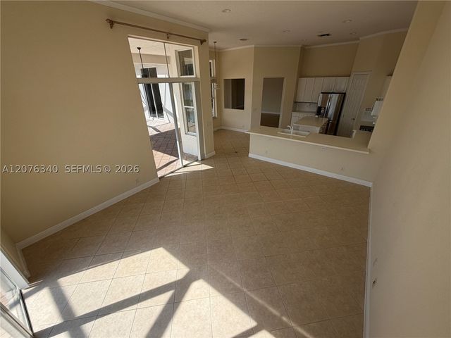 7635 Ironhorse Blvd, West Palm Beach, FL 33412