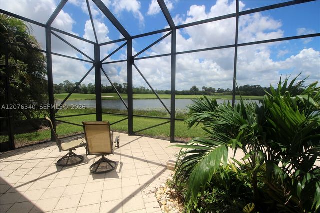 7635 Ironhorse Blvd, West Palm Beach, FL 33412