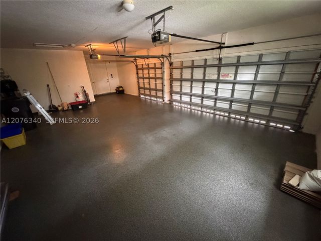 7635 Ironhorse Blvd, West Palm Beach, FL 33412