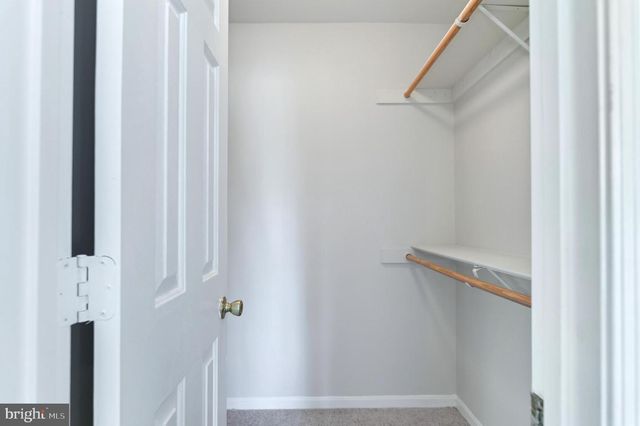 3916 OAK ST, Fairfax, VA 22030