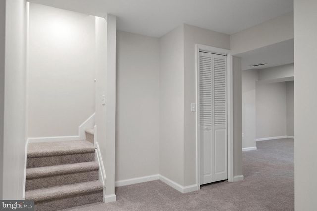 3916 OAK ST, Fairfax, VA 22030