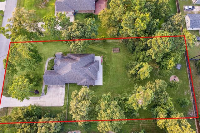 17514 Country Mile, Magnolia, TX 77355