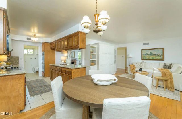 1110 Fairview Drive, La Canada Flintridge, CA 91011