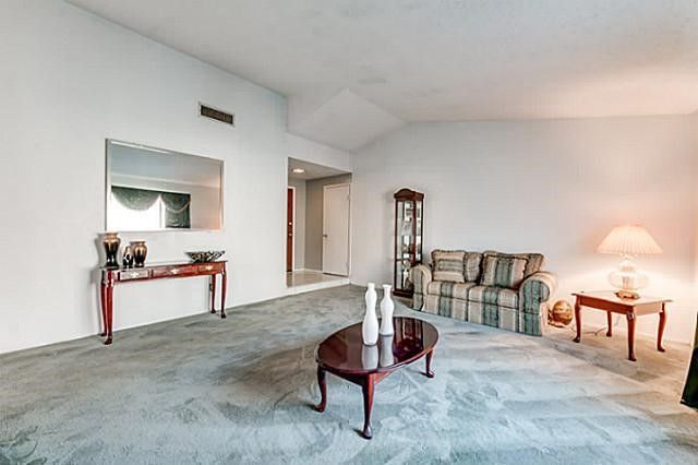 1818 Plantation Road, Garland, TX 75044