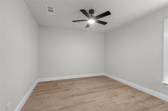 4548 Hodgkins Road, Lake Worth, TX 76135