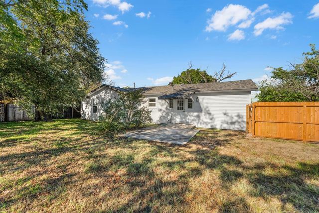 4548 Hodgkins Road, Lake Worth, TX 76135