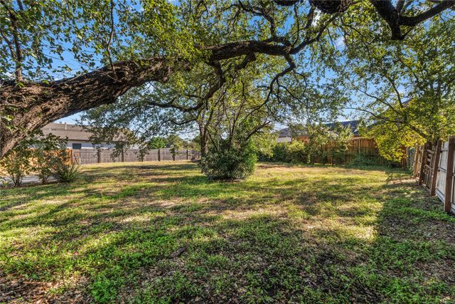 4548 Hodgkins Road, Lake Worth, TX 76135