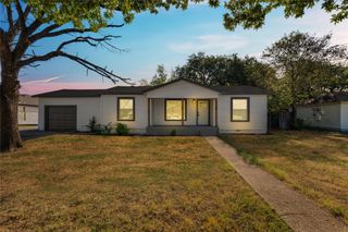 4548 Hodgkins Road, Lake Worth, TX 76135