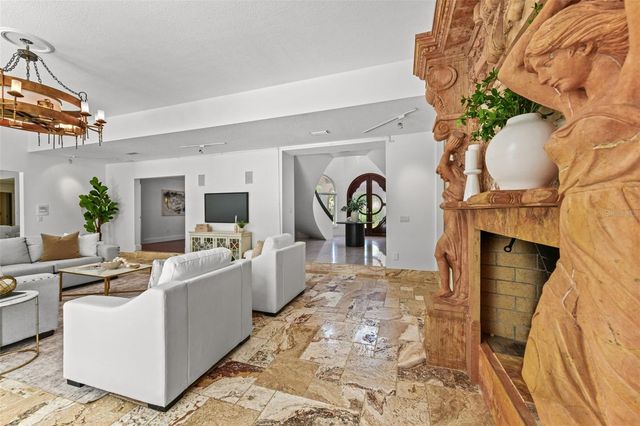 2113 SILVER LEAF COURT, Longwood, FL 32779