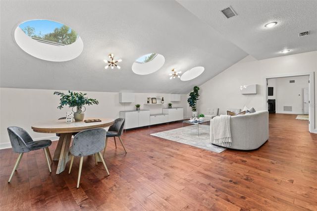 2113 SILVER LEAF COURT, Longwood, FL 32779