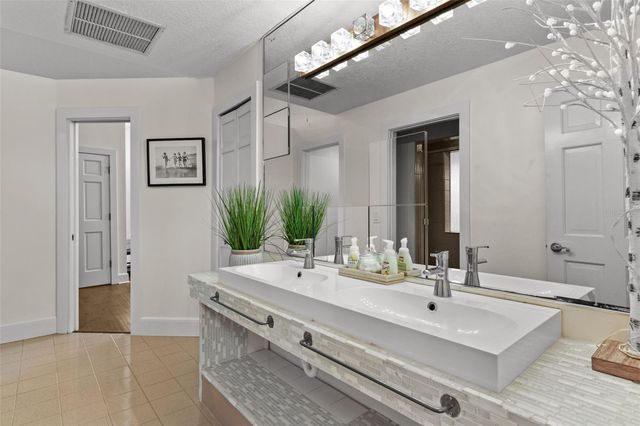 2113 SILVER LEAF COURT, Longwood, FL 32779
