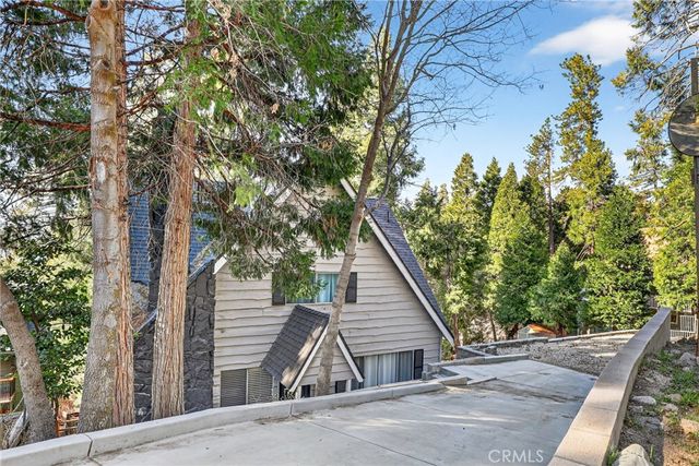 104 Highway 173, Lake Arrowhead, CA 92352