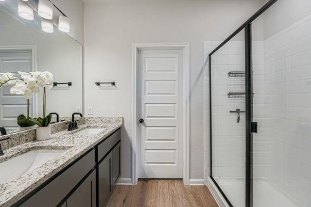 148 Gullivers DR, Elgin, TX 78621